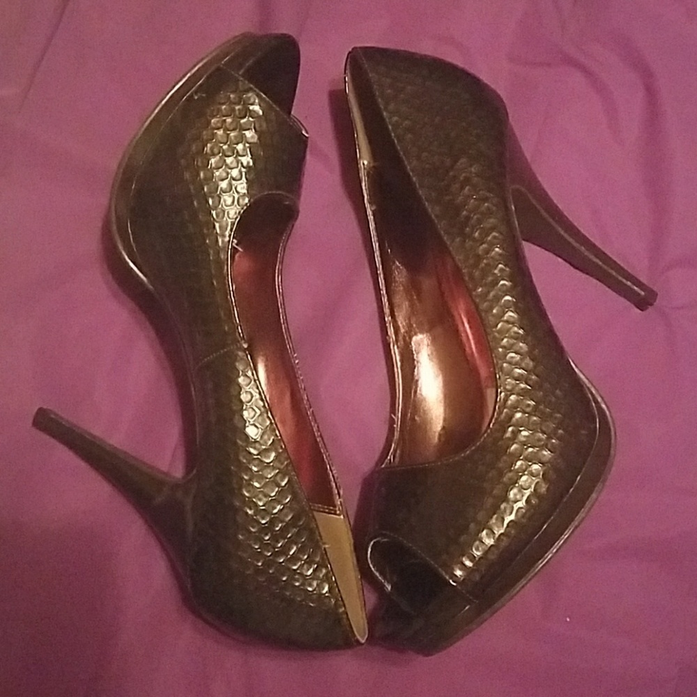 Rampage dark copper peep toe